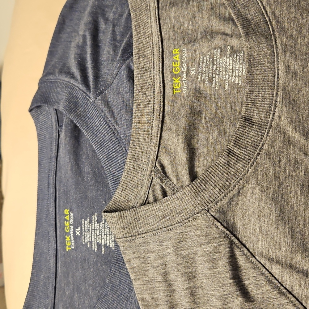 Tek Gear Womens Short Sleeve Tees, Size XL, in  Blue and Gray